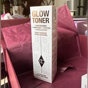 CHARLOTTE TILBURY GLOW TONER